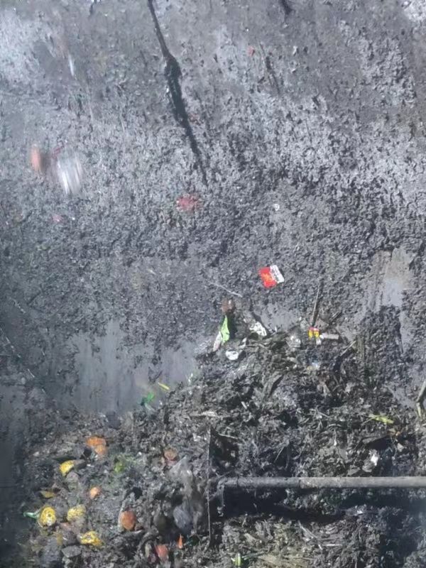 石拐污水池清理